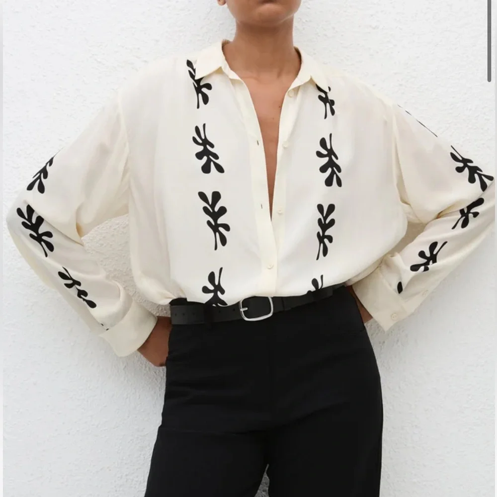 Fig Leaf Silk Shirt - Picture 2 of 12